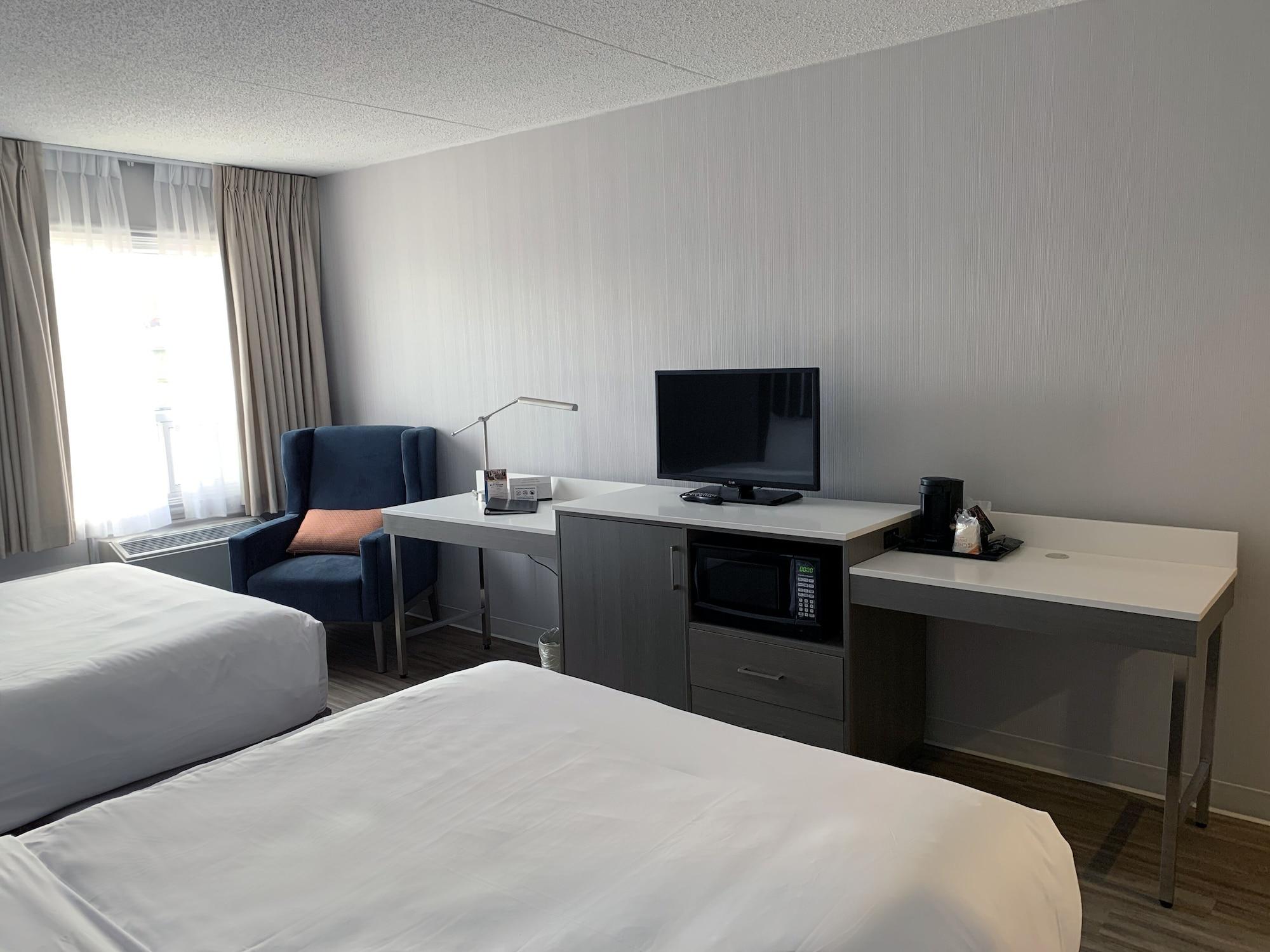 Quality Inn Airport West Mississauga Extérieur photo