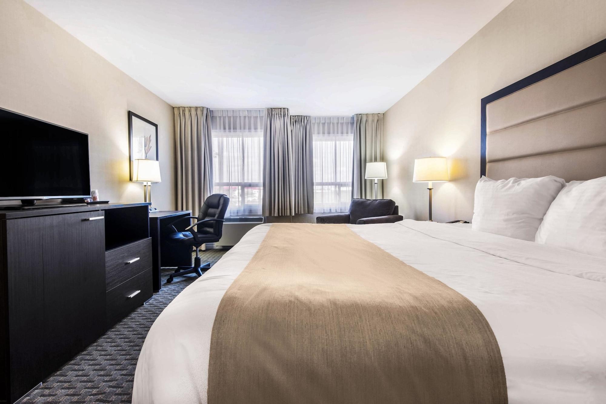 Quality Inn Airport West Mississauga Extérieur photo